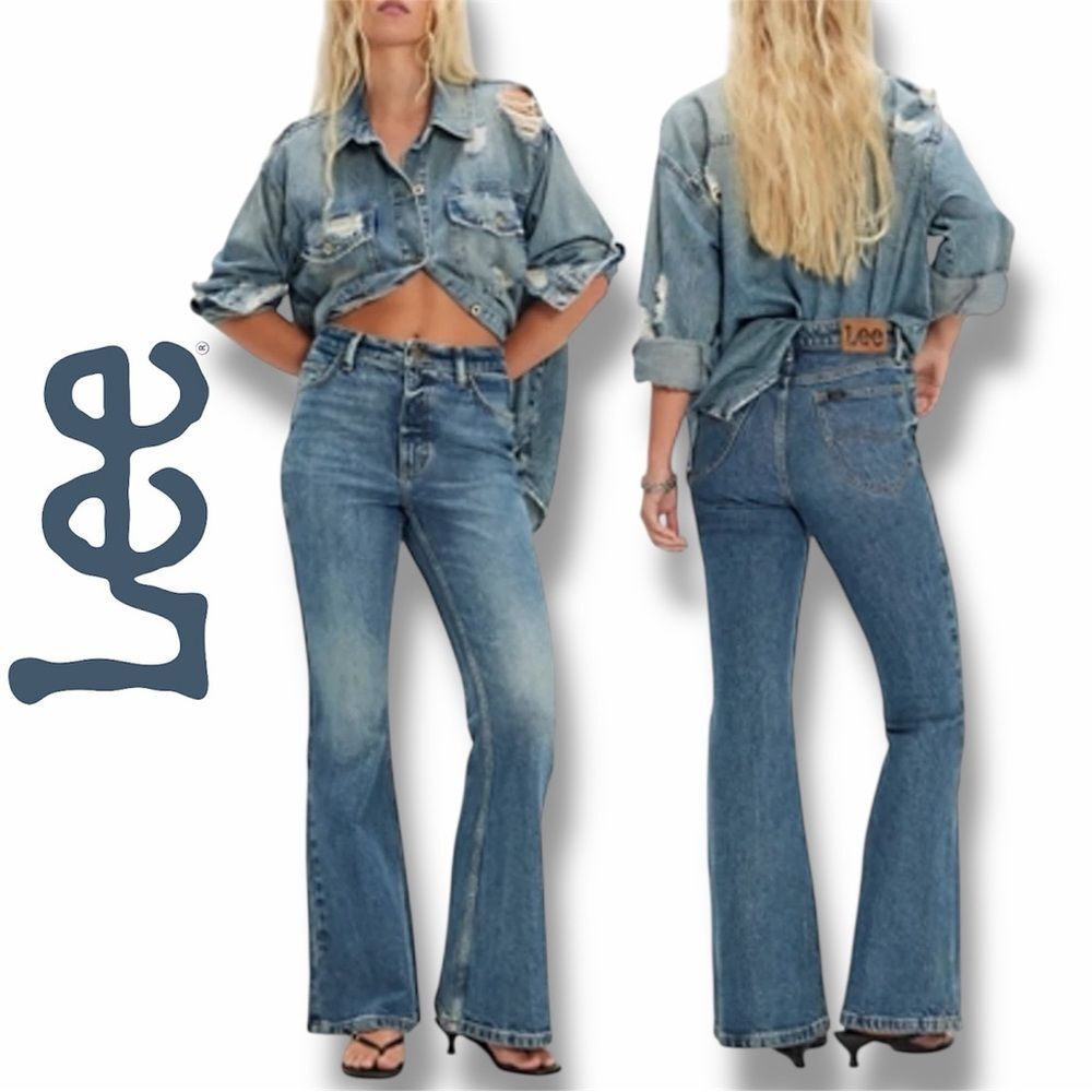 Lee Women's High Rise Flare Jeans in the Size 32 in Indigo Cast Color